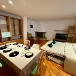 Attic Corti With Private Parking