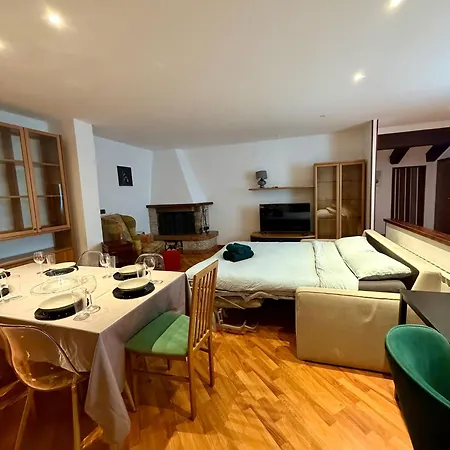 Attic Corti With Private Parking *