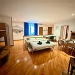 Attic Corti With Private Parking * Triest