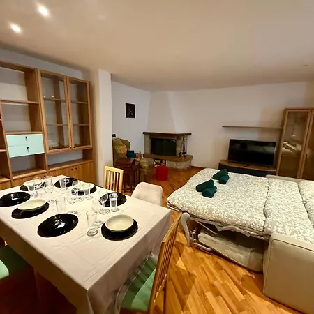 Attic Corti With Private Parking