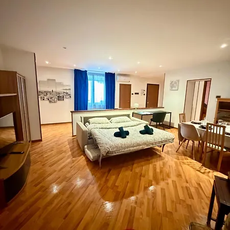 Attic Corti With Private Parking * Trieste