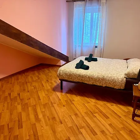 Attic Corti With Private Parking